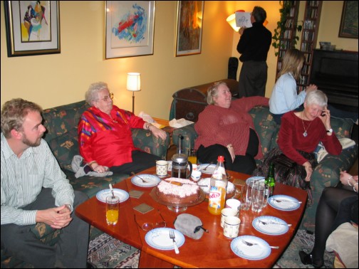 Jon, moder'n, Turid, Kaare, Marthine og Tora